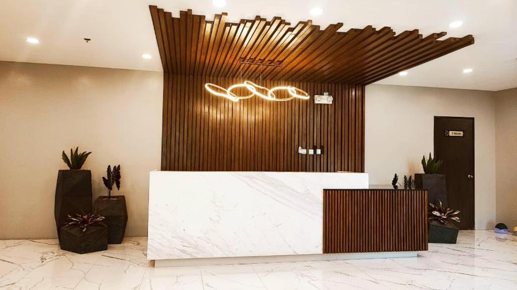 Hotel John Бохол Экстерьер фото